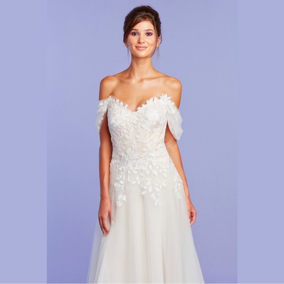 TADASHI SHOJI - PIERCE OFF-SHOULDER EMBROIDERED GOWN - Picture 3 of 5